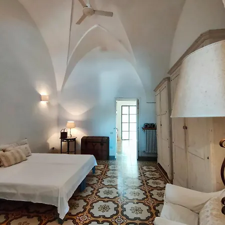 La Casa Dei Santi Medici Di Casa Camilla Journey 別荘 *