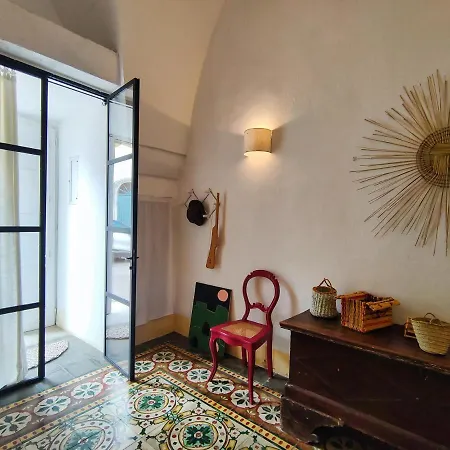 別荘 La Casa Dei Santi Medici Di Casa Camilla Journey Depressa